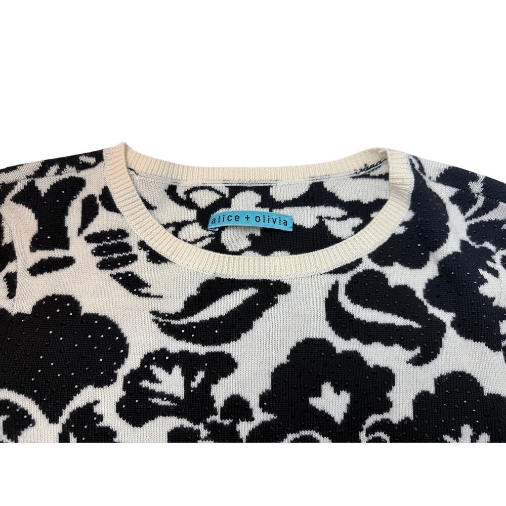 Alice + Olivia 100% Wool Leopard Print Sweater Black White Animal Print Size S - Picture 2 of 12